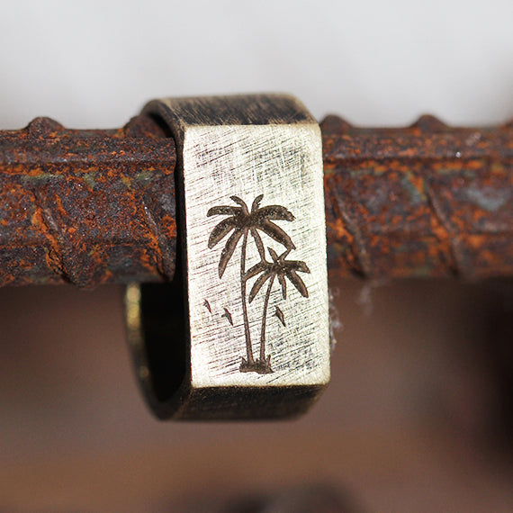 Clever Palm Ring | Gold