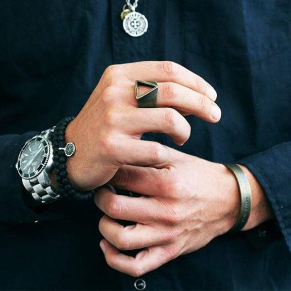 gold triangle ring