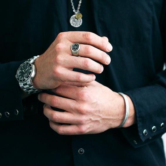 mens signet ring
