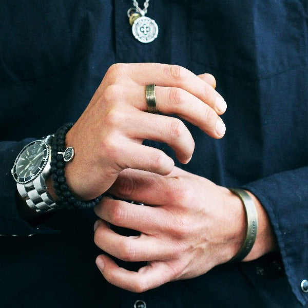 personalize wedding band